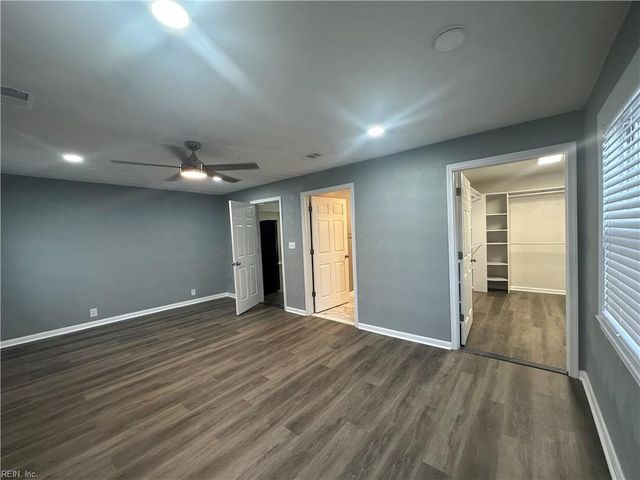 1329 Pineview AVE, Norfolk, VA 23503