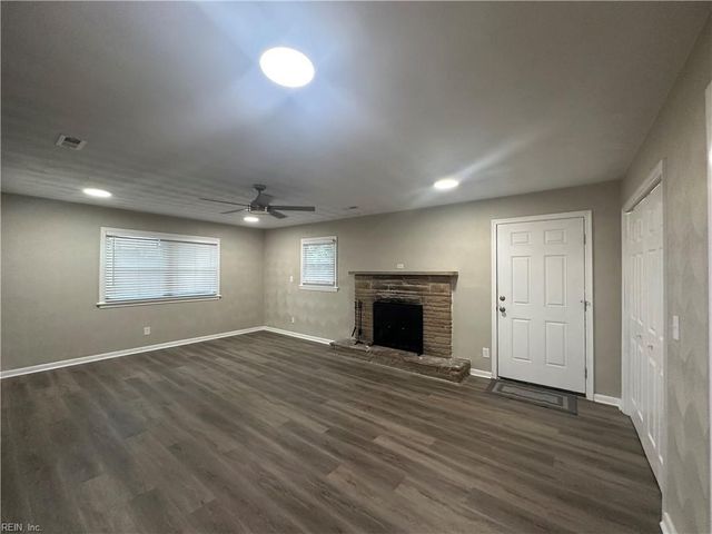 1329 Pineview AVE, Norfolk, VA 23503