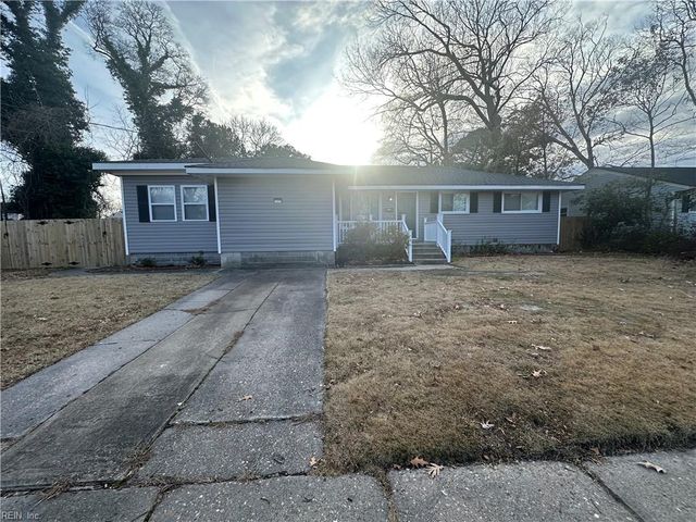 1329 Pineview AVE, Norfolk, VA 23503