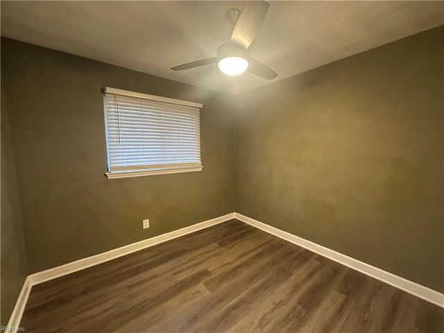 1329 Pineview AVE, Norfolk, VA 23503