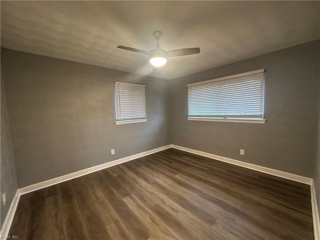 1329 Pineview AVE, Norfolk, VA 23503