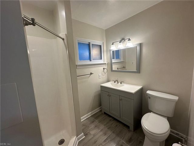 1329 Pineview AVE, Norfolk, VA 23503