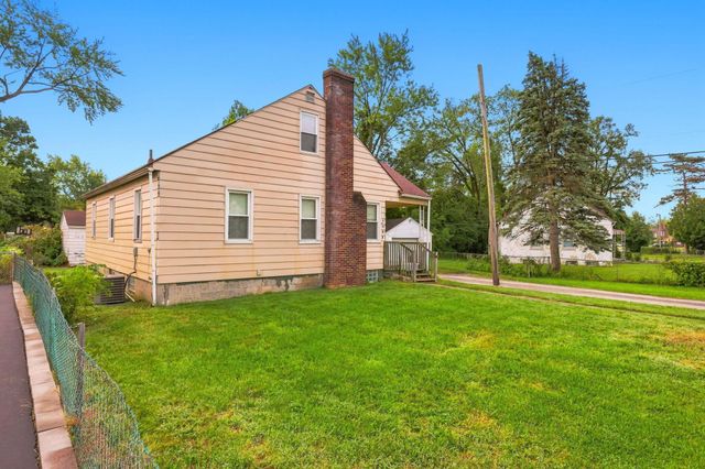 1080 Meadowdale Avenue, Columbus, OH 43219