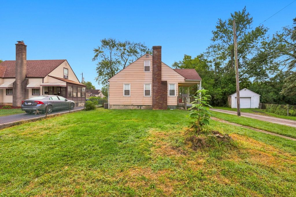 1080 Meadowdale Avenue, Columbus, OH 43219