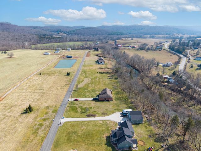 Lots 7 & 8 Cove Creek Drive, Somerset, KY 42501