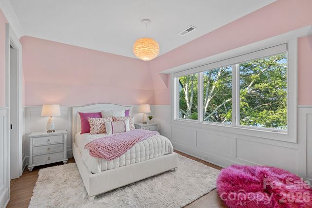 7861 Live Oaks Drive, Denver, NC 28037