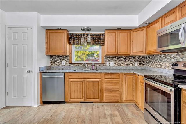 504 W 32nd Street, Lumberton, NC 28358