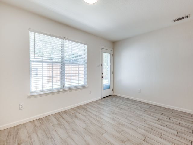 1951 Bayside Street, Dallas, TX 75212