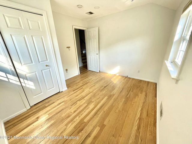 12 Branch Road, Oakhurst, NJ 07755