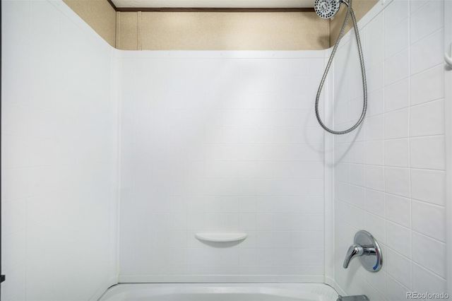 10 9th Avenue, Longmont, CO 80501