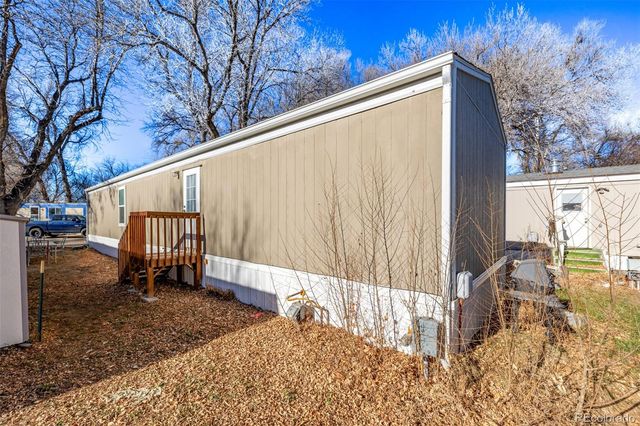 10 9th Avenue, Longmont, CO 80501