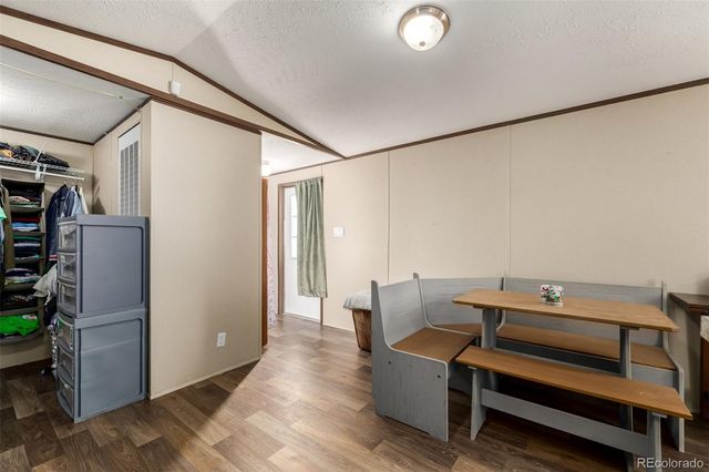 10 9th Avenue, Longmont, CO 80501