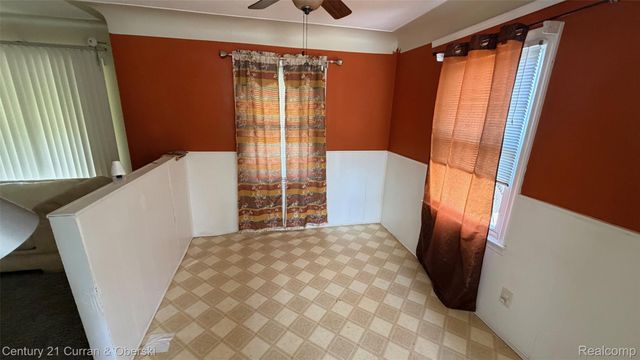 2208 Belton Street, Garden City, MI 48135