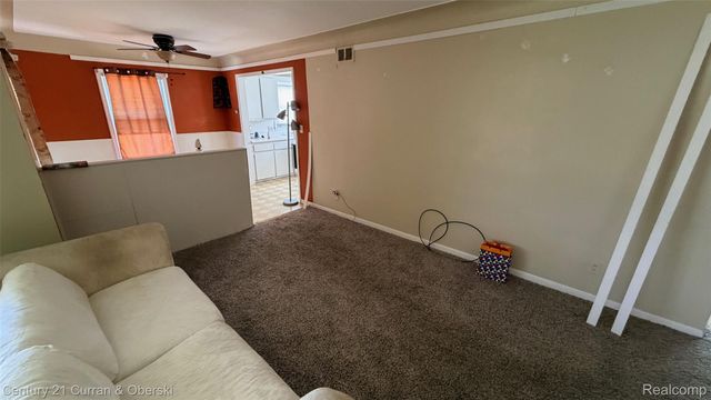 2208 Belton Street, Garden City, MI 48135