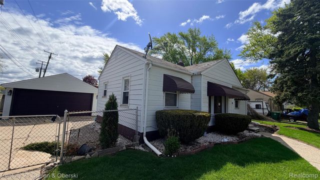 2208 Belton Street, Garden City, MI 48135