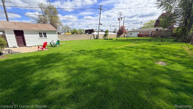 2208 Belton Street, Garden City, MI 48135