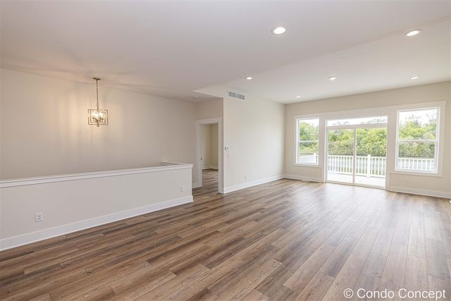 6623 Shoreside Court, Grand Rapids, MI 49548