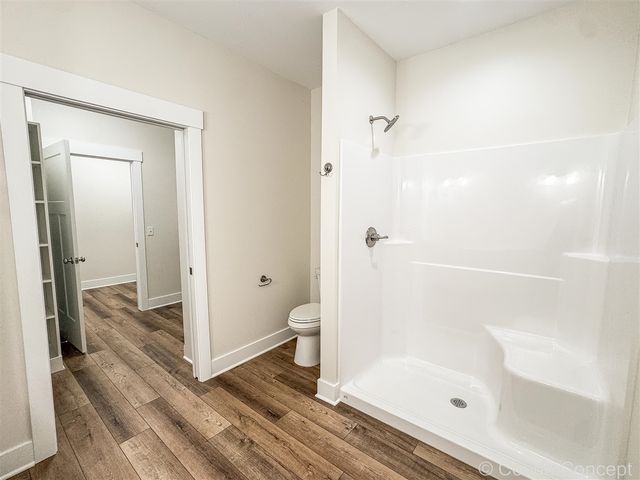 6623 Shoreside Court, Grand Rapids, MI 49548