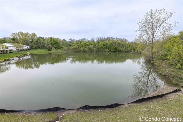6623 Shoreside Court, Grand Rapids, MI 49548