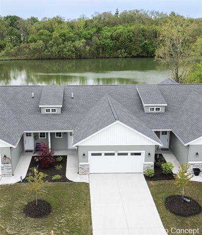 6623 Shoreside Court, Grand Rapids, MI 49548