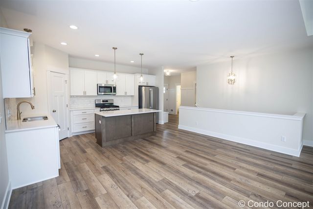 6623 Shoreside Court, Grand Rapids, MI 49548