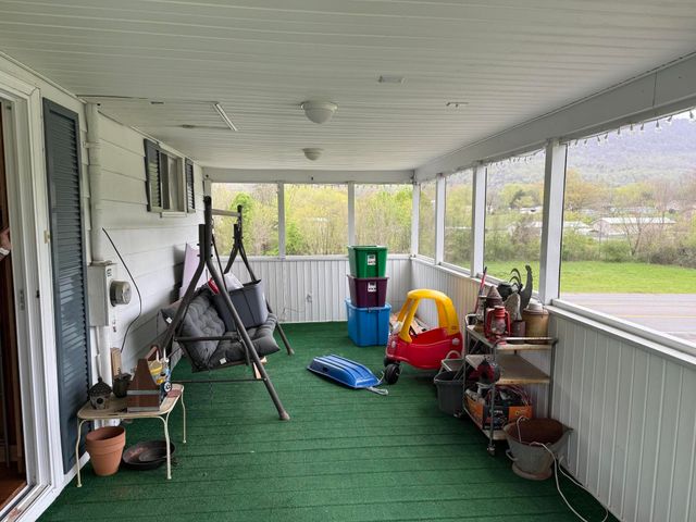 945 N Maple, Whitwell, TN 37397