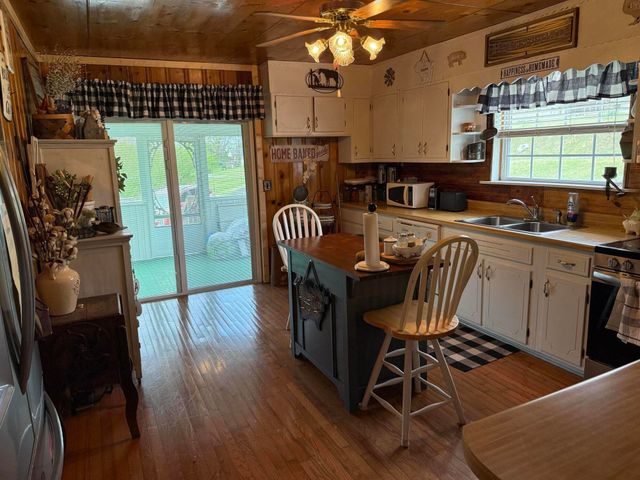 945 N Maple, Whitwell, TN 37397