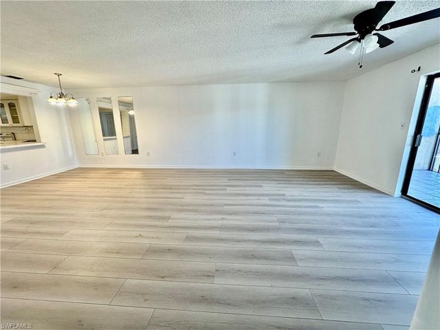 9395 Pennsylvania AVE 19, Bonita Springs, FL 34135