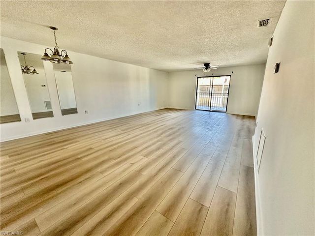 9395 Pennsylvania AVE 19, Bonita Springs, FL 34135