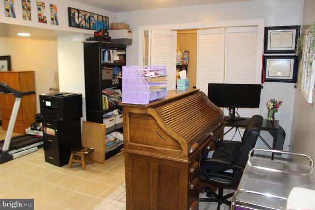 404 TANGER ST, Marietta, PA 17547