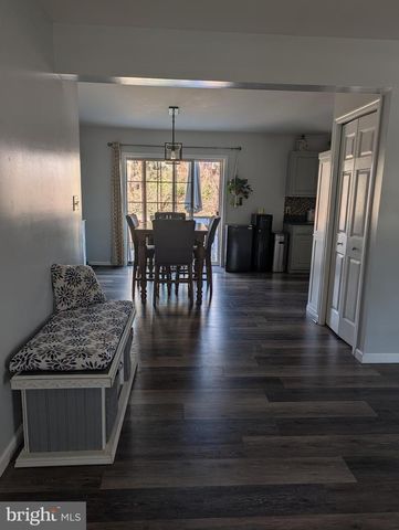 404 TANGER ST, Marietta, PA 17547