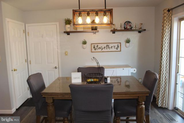 404 TANGER ST, Marietta, PA 17547