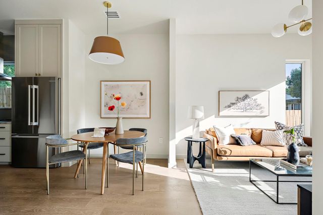 2109 Maple Ave, Austin, TX 78722