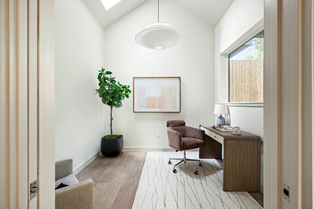 2109 Maple Ave, Austin, TX 78722