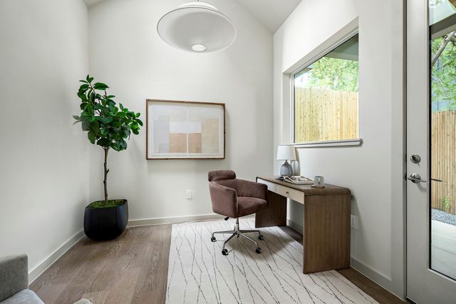 2109 Maple Ave, Austin, TX 78722