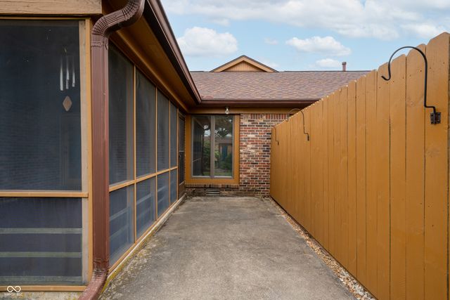1910 Summer Place, Anderson, IN 46012