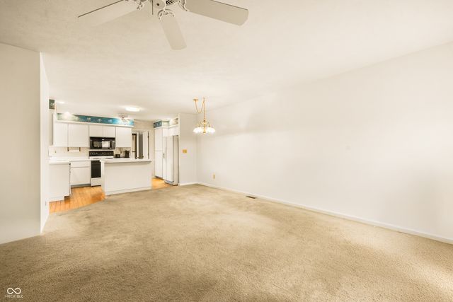 1910 Summer Place, Anderson, IN 46012