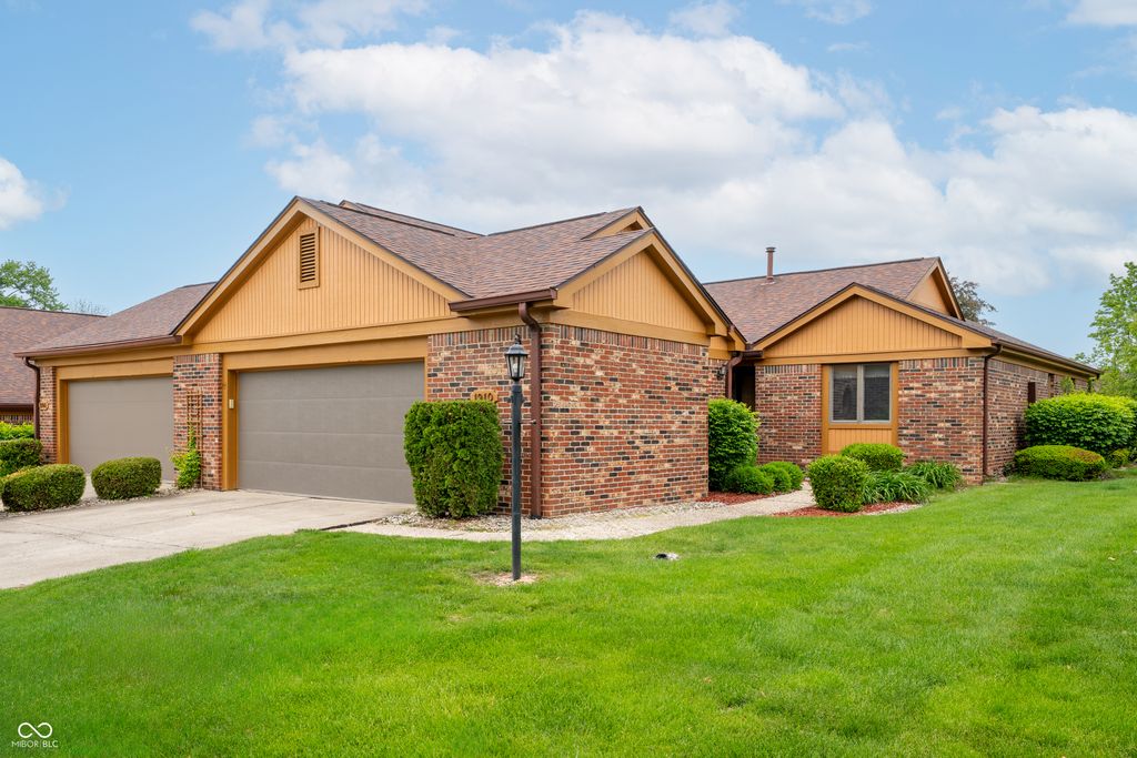 1910 Summer Place, Anderson, IN 46012