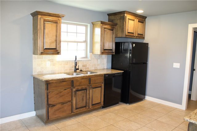 709 Olivia Lane, Centerton, AR 72719