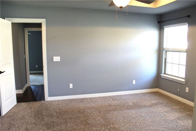 709 Olivia Lane, Centerton, AR 72719