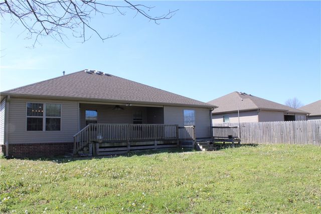 709 Olivia Lane, Centerton, AR 72719