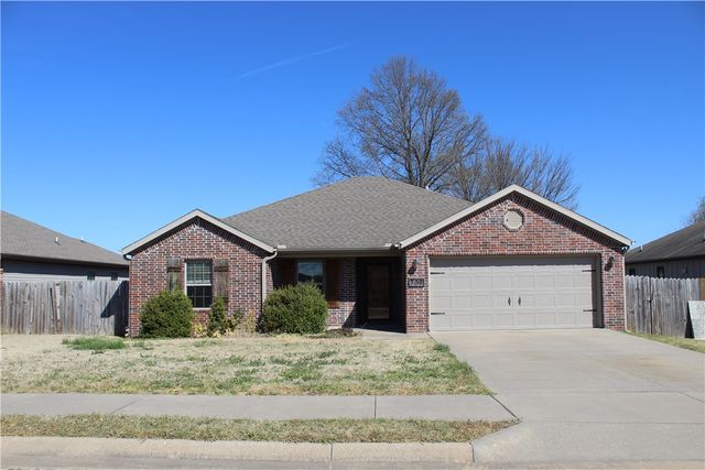 709 Olivia Lane, Centerton, AR 72719