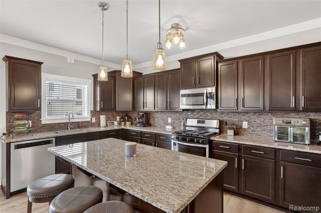 16543 Bedington Drive, Linden, MI 48451