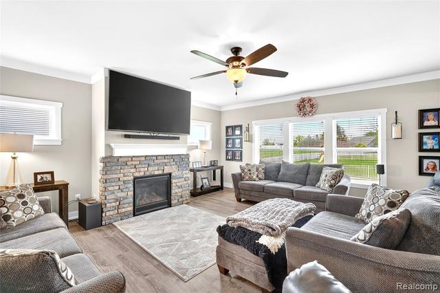 16543 Bedington Drive, Linden, MI 48451