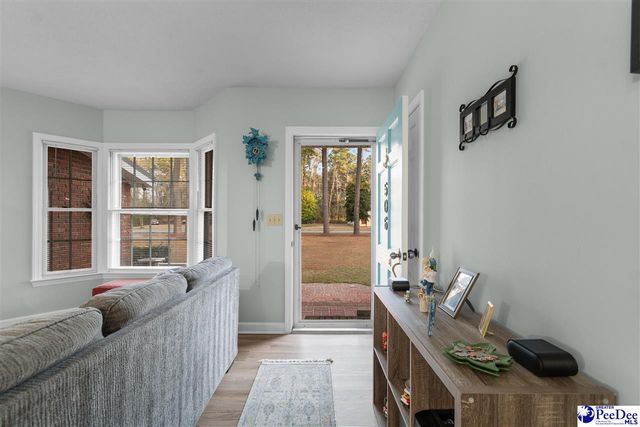 506 Park St, Timmonsville, SC 29161