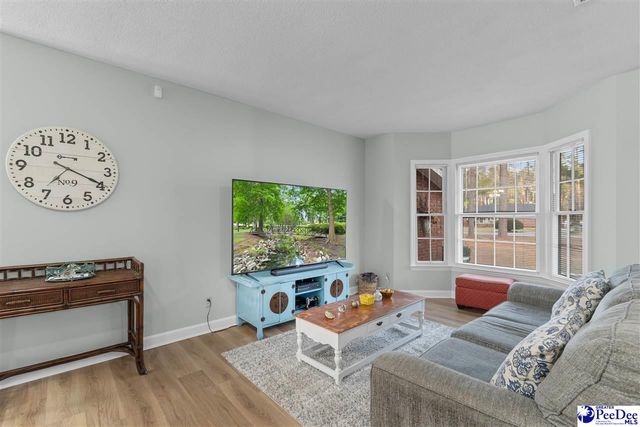 506 Park St, Timmonsville, SC 29161