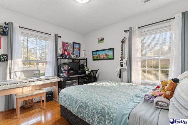 506 Park St, Timmonsville, SC 29161