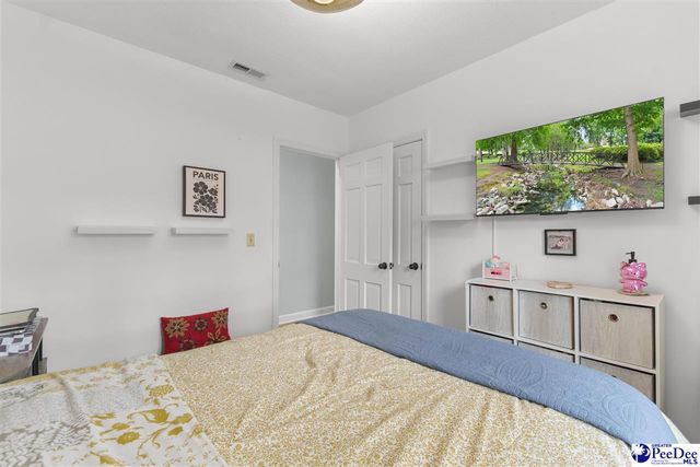 506 Park St, Timmonsville, SC 29161