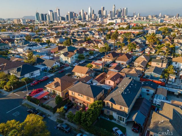 915 E 23rd Street, Los Angeles, CA 90011