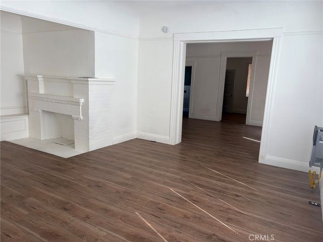 915 E 23rd Street, Los Angeles, CA 90011